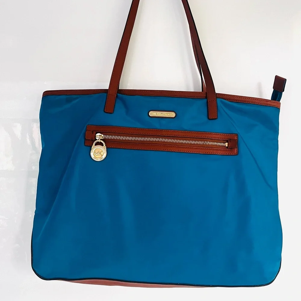 Michael Kors Kempton Aqua Nylon Large Tote Bag